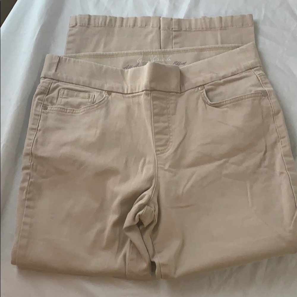 Gloria Vanderbilt All-Around Slimming Effect Pants